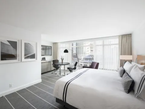 The Colonnade Hotel