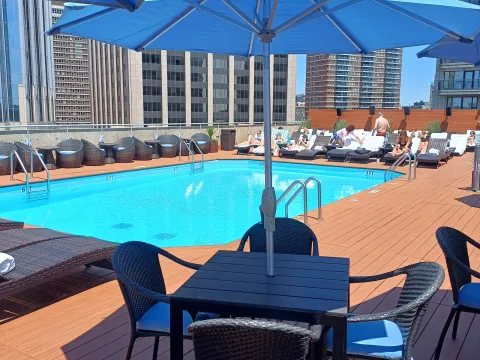 The Colonnade Hotel
