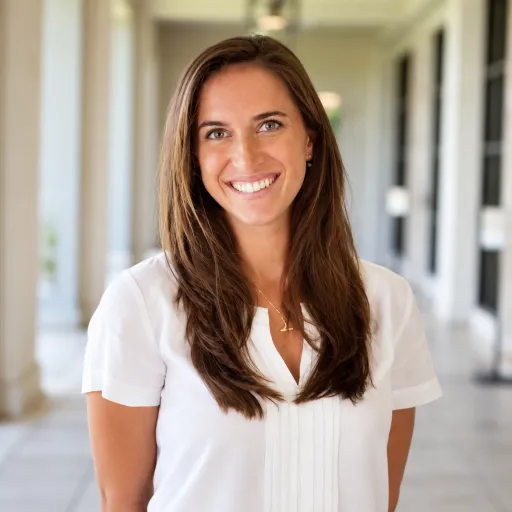 Interview with Carolyn Pyburn from Harbor Light Inn: Staying at Harbor Light Inn: What an Independent Hotel in Marblehead Does Differently