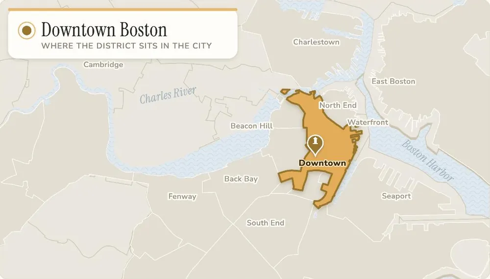 Map of Boston with the Downtown district highlighted, between Boston Common, the North End and the harbour